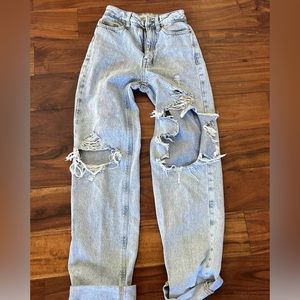 PACSUN NWOT size 22 distressed “90’s boyfriend” jeans